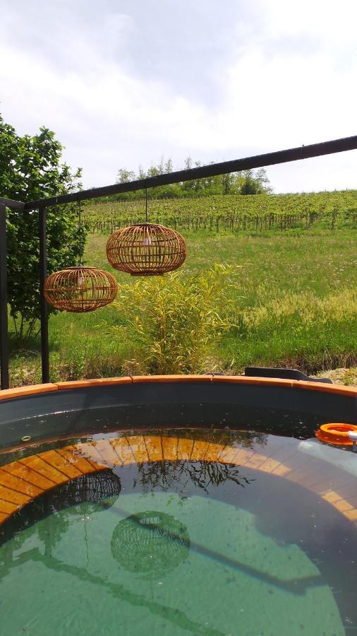 Sotto La Vigna Charm Stay Adults Only Vacation Suite Montegrosso dʼAsti Zewnętrze zdjęcie